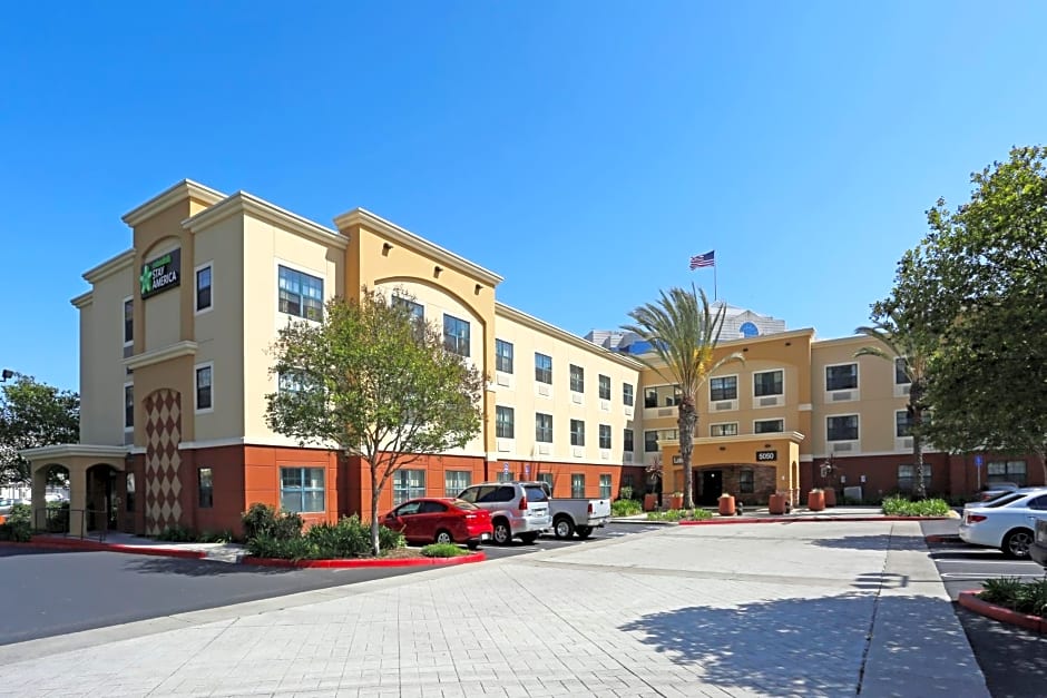 Extended Stay America Suites - Orange County - Huntington Beach