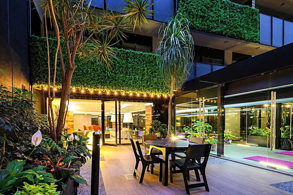 Las Suites Campos Eliseos