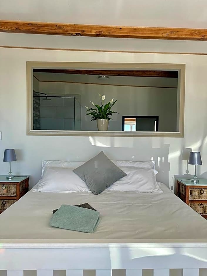 Blue Bay Studio Bayview