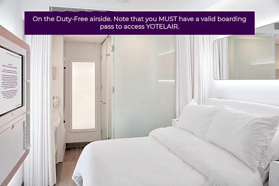 YOTELAIR Istanbul Airport, Duty free - International Transit area
