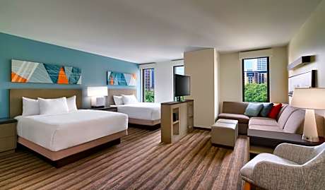 Studio Suite with Two Queen Beds and Kitchen