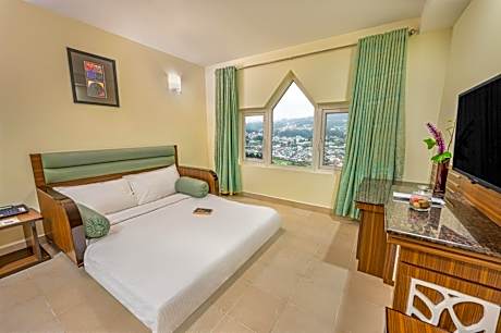 Valley View Privilege Suite