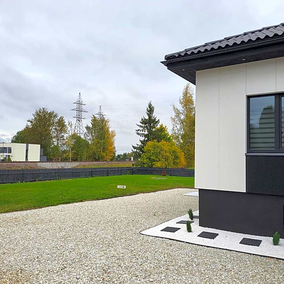 Luxury Apartment Private House and Parking Netflix