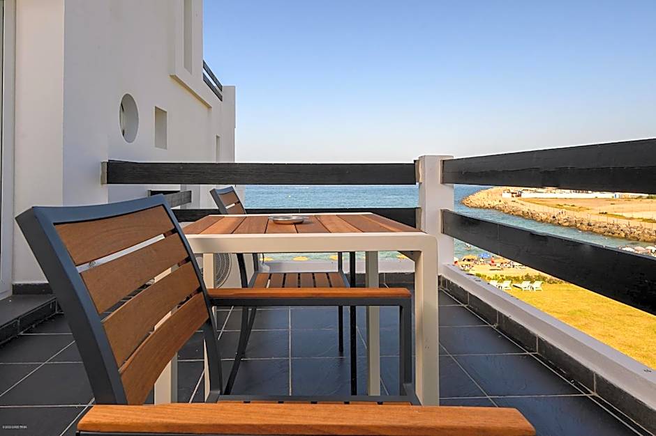 PLAYA DEL PACHA Suites Hotel