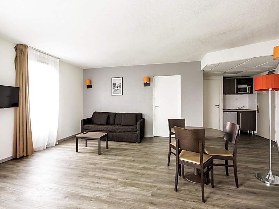 Photo 1 of 19 of 1 Bedroom Apartment