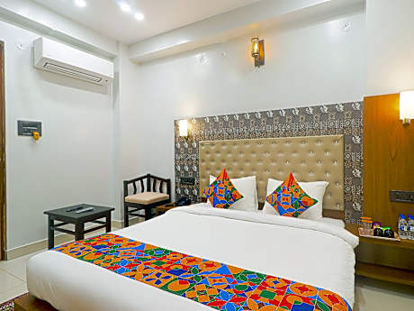 FabHotel Palash
