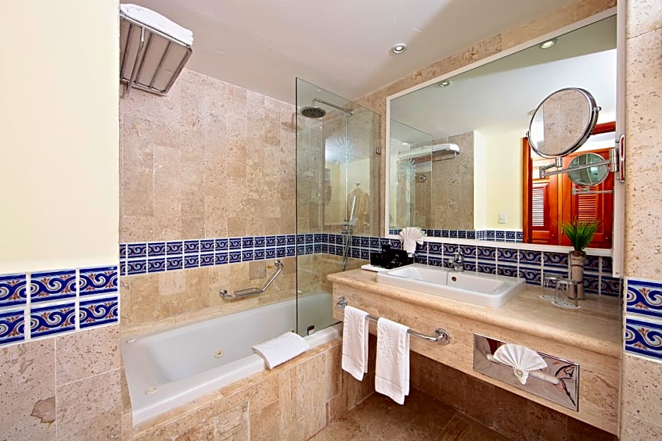 Bahia Principe Luxury Akumal - All Inclusive
