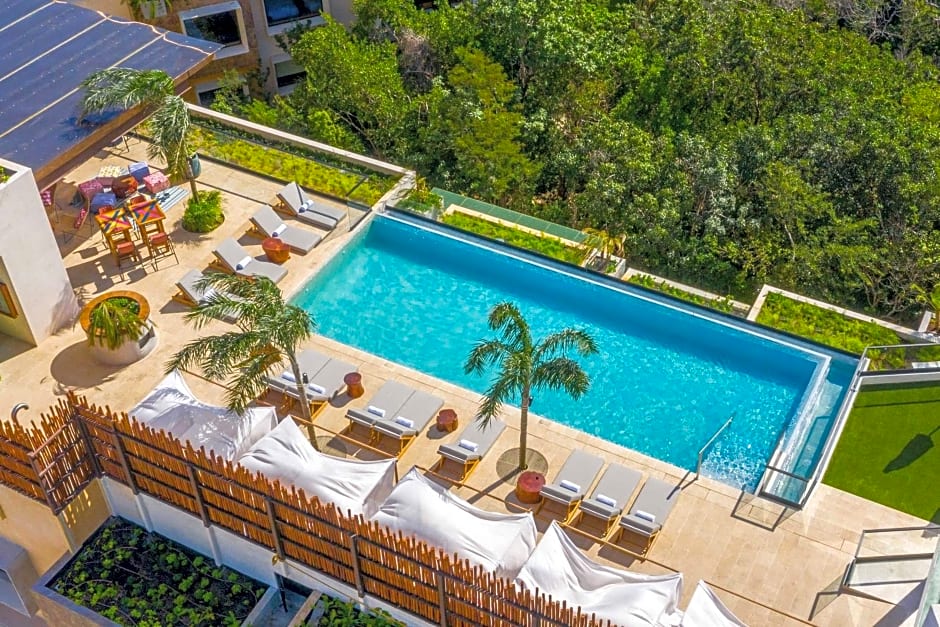 Aloft Tulum