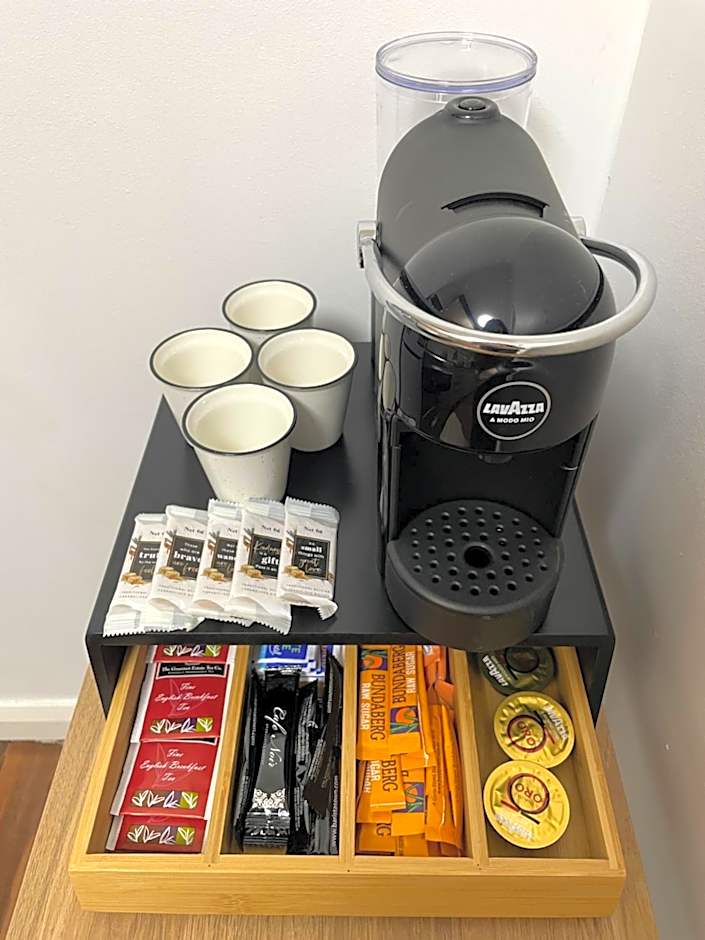 Compton Street Apartment