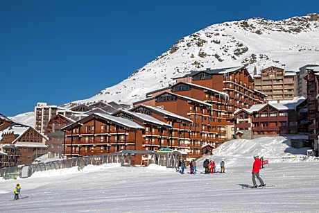 Le Cheval Blanc - Village Montana