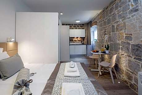 Studio - Ground Floor