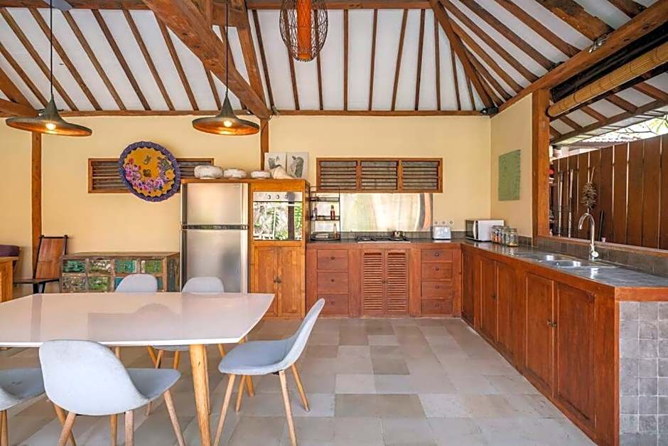 Gorgeous 4 BR Villa in Canggu