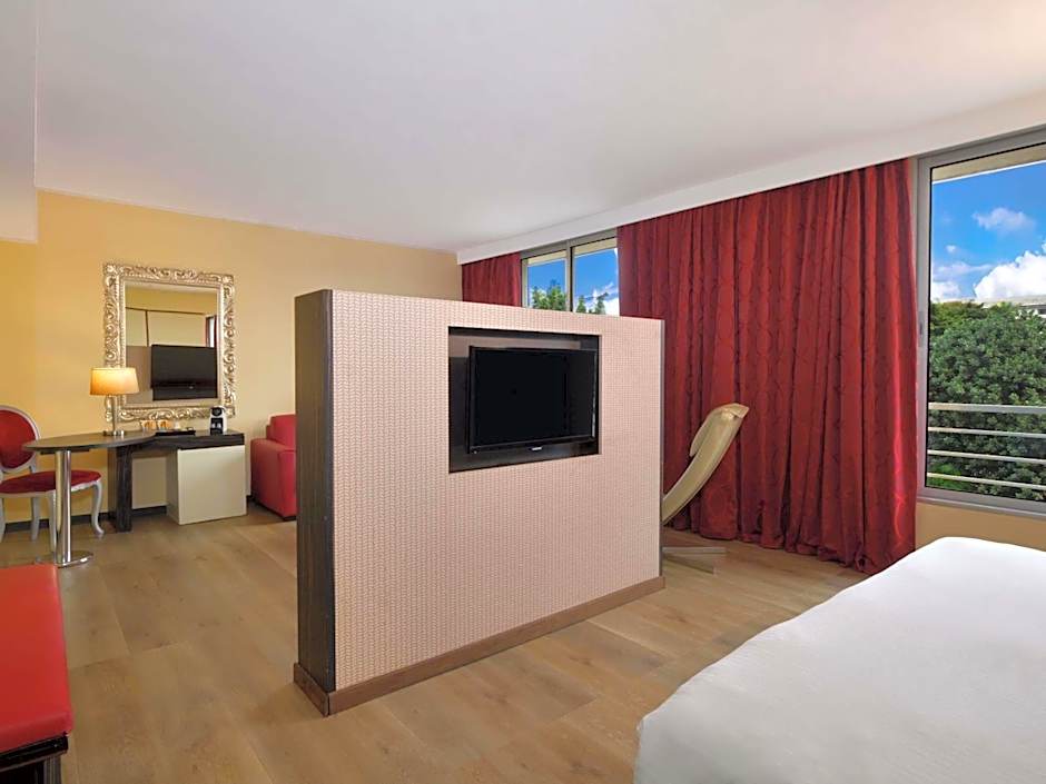 Pullman Kinshasa Grand Hotel