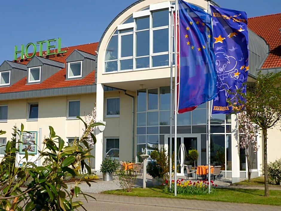 Hotel SunParc - SHUTTLE zum Europa-Park Rust 4km & Rulantica 2km