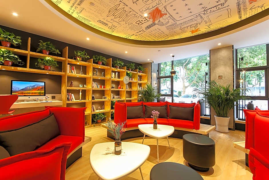 ibis Weinan Normal University Chaoyang Street Hotel