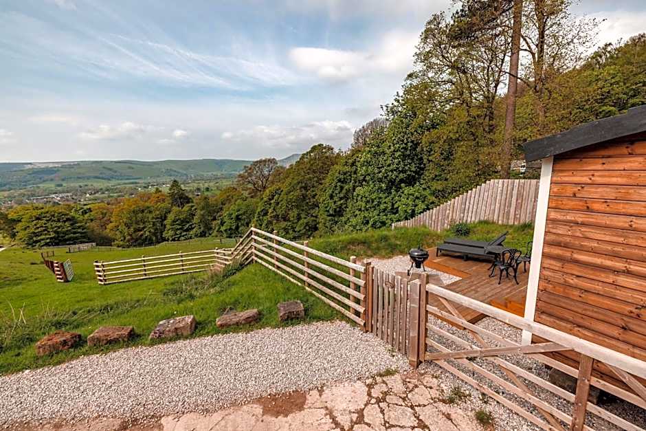 Peak District Shepherds Hut