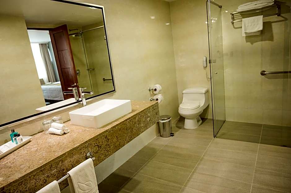 Hotel San Fernando Plaza