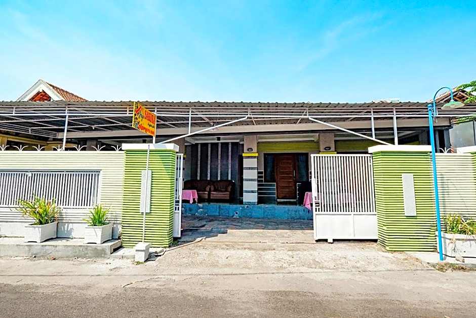 Griya Sakura Syariah near UMS