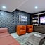 Econo Express Hotel