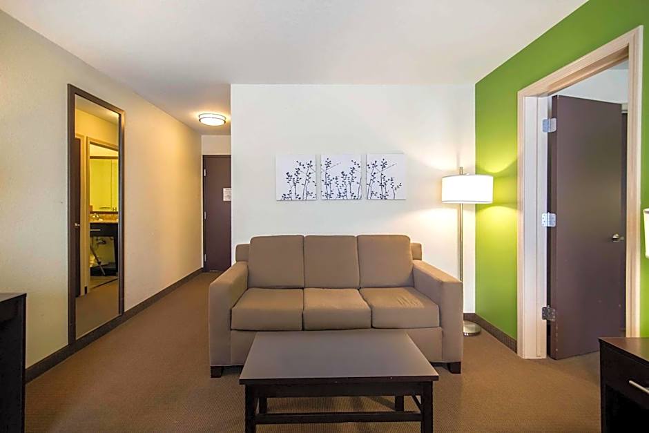 Sleep Inn & Suites Haysville