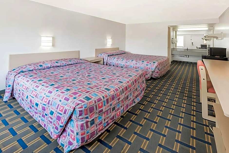 Hilliard Motor Lodge