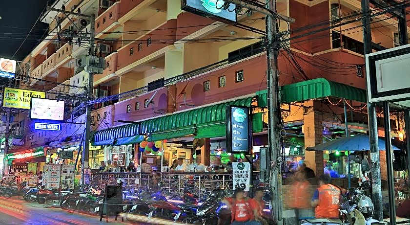 Harrys Hotel, Bar & Restaurant