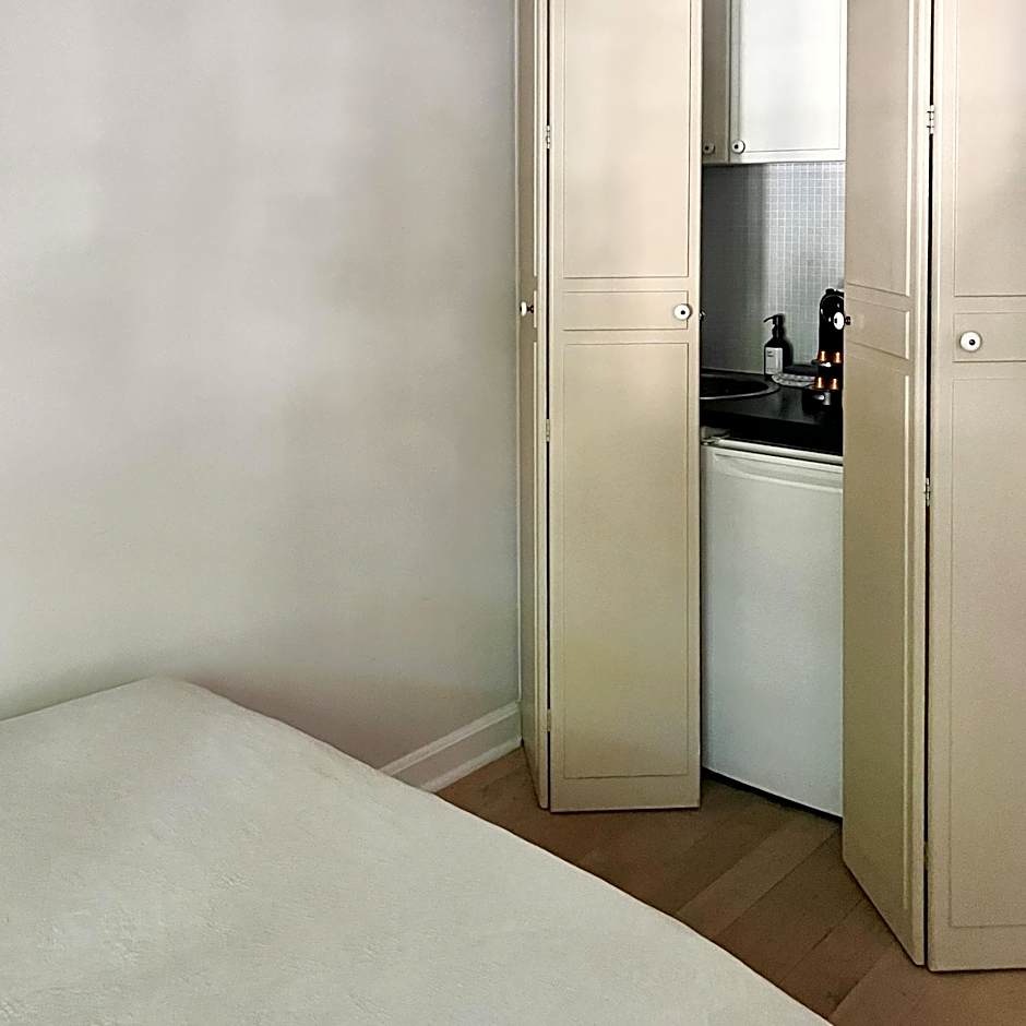 von Deska Townhouses - Ivy House