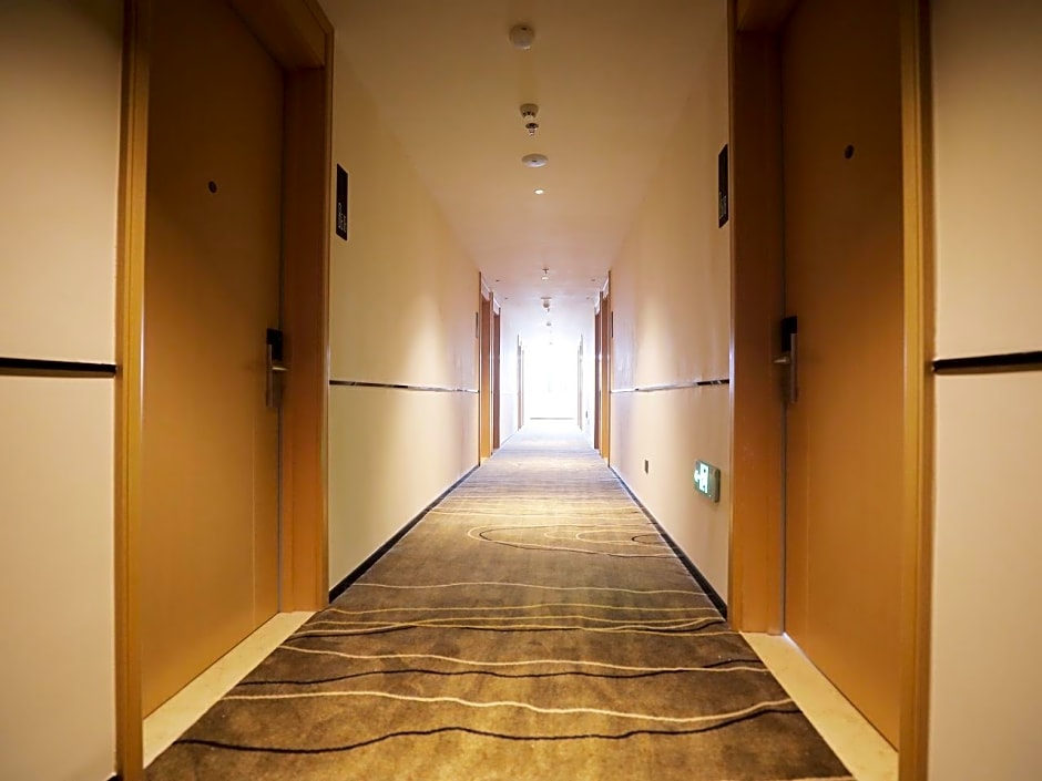 City Comfort Inn Ganzhou Railway Station Huadong City