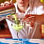 Greet Hotel Versailles - Voisins Le Bretonneux