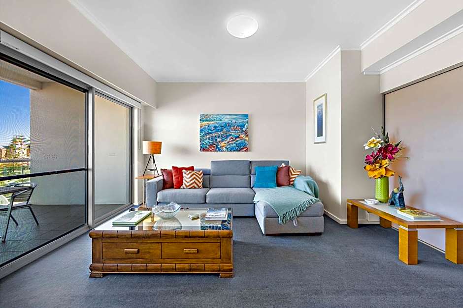 Mandurah Resort by the Beach