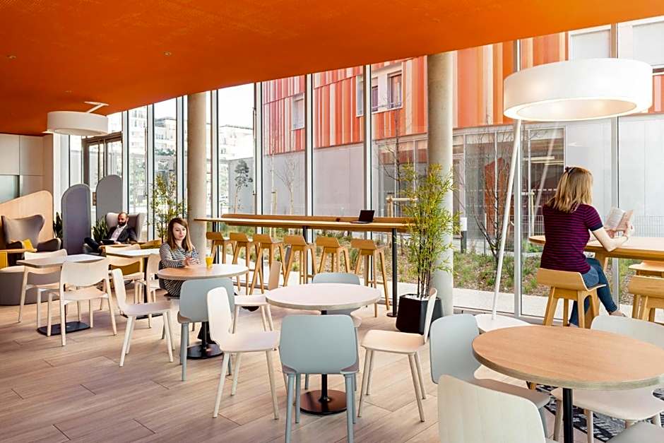 Aparthotel Adagio Access Paris Massy Gare