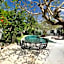 Villa Papaya by Optimum Bali - Bumbak Street Canggu