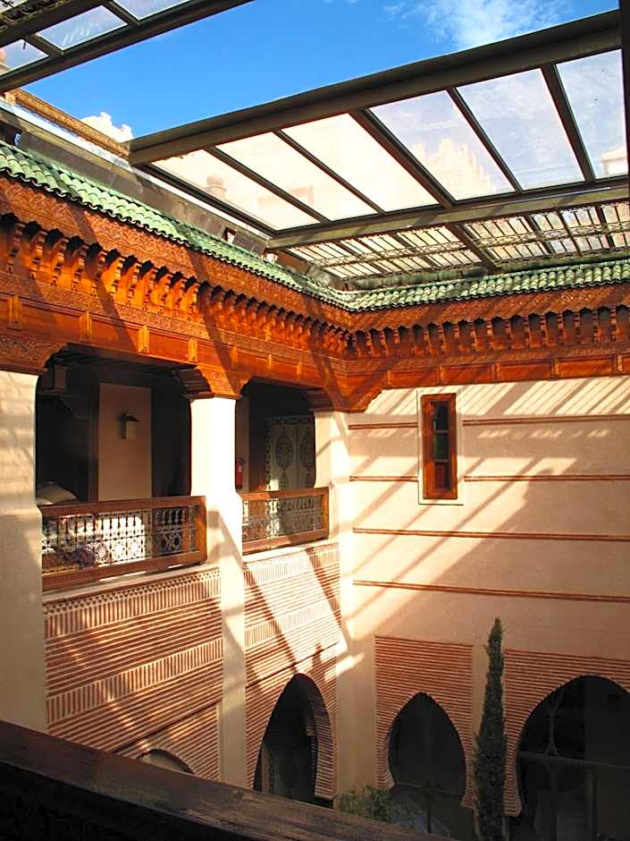 Riad Le Perroquet Bleu Suites & Spa