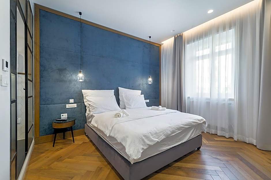 Budapest Eye- Boutique Suites, by BQA