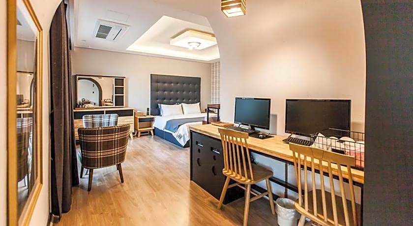 Brown Dot Tourist Hotel Busan New Port