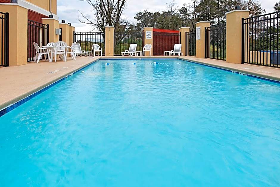 Holiday Inn Express - Andalusia By IHG