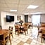 Super 8 by Wyndham Whitecourt