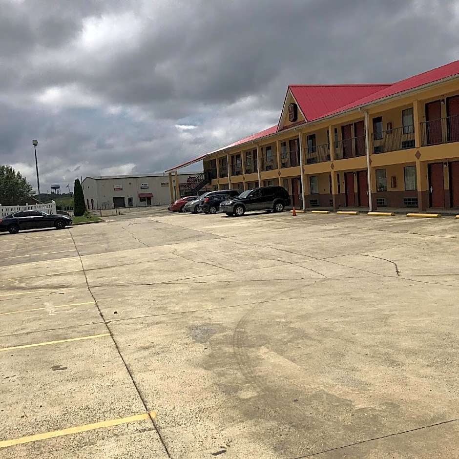 Clairmont Inn