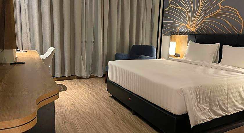 Grand Central Premier