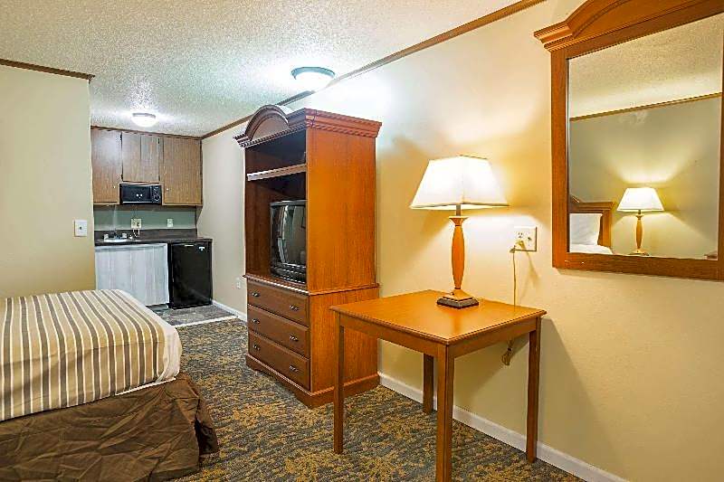 FairBridge Inn Express Battle Creek