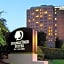 DoubleTree Suites by Hilton Hotel Boston - Cambridge