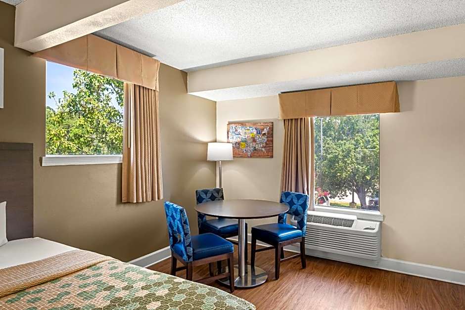 Econo Lodge Inn & Suites Lugoff