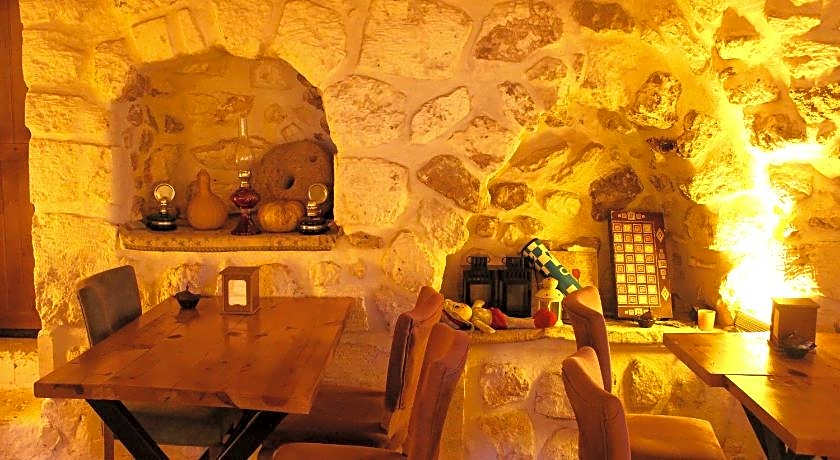 Mons Masius Boutique Hotel Teras