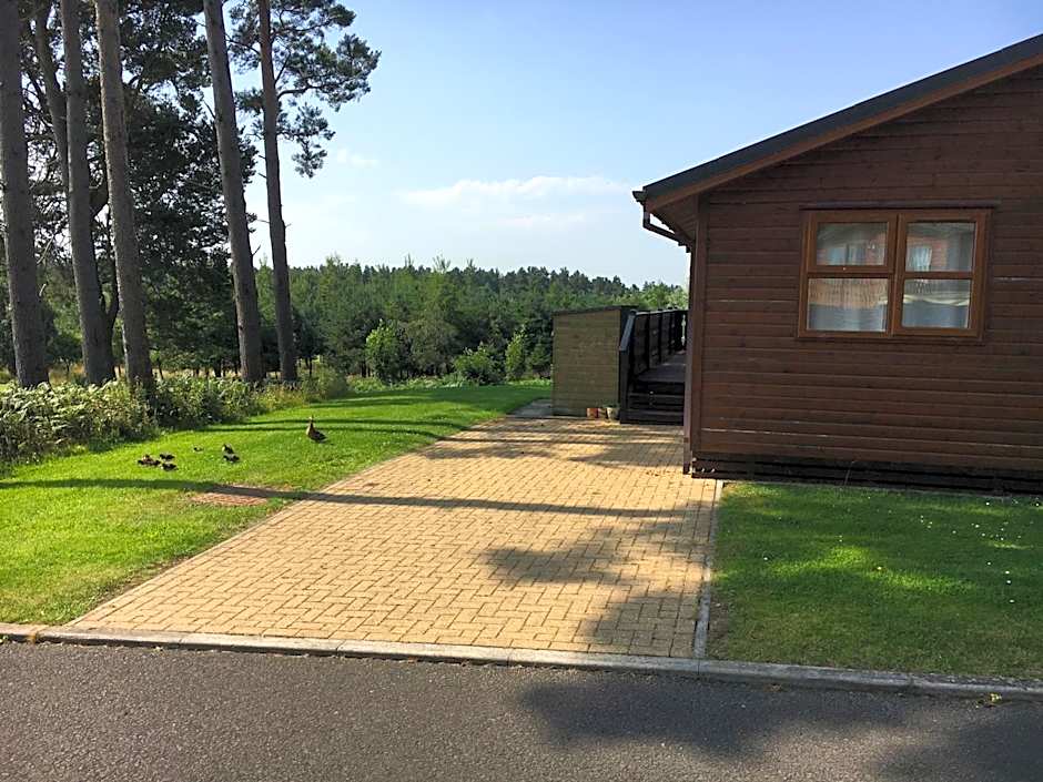 Millie,s View 18 hole free Golf