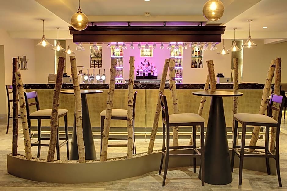 Burlington Hotel, Premier Collection