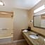 Days Inn by Wyndham Middletown/Newport Area