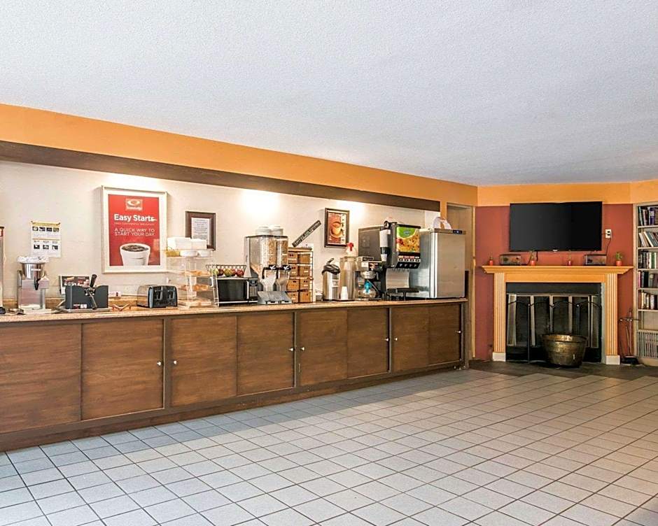Econo Lodge Near Plymouth State University