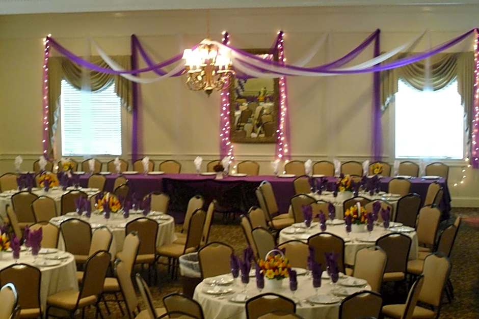 Ramada Limited Mount Sterling