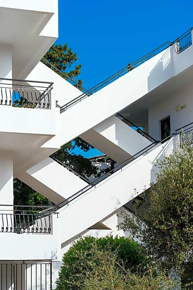 Paradise Hotel-Apartments