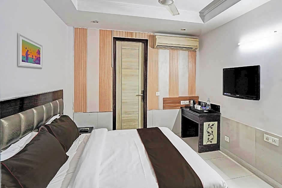 Townhouse Hotel Lotus Palace